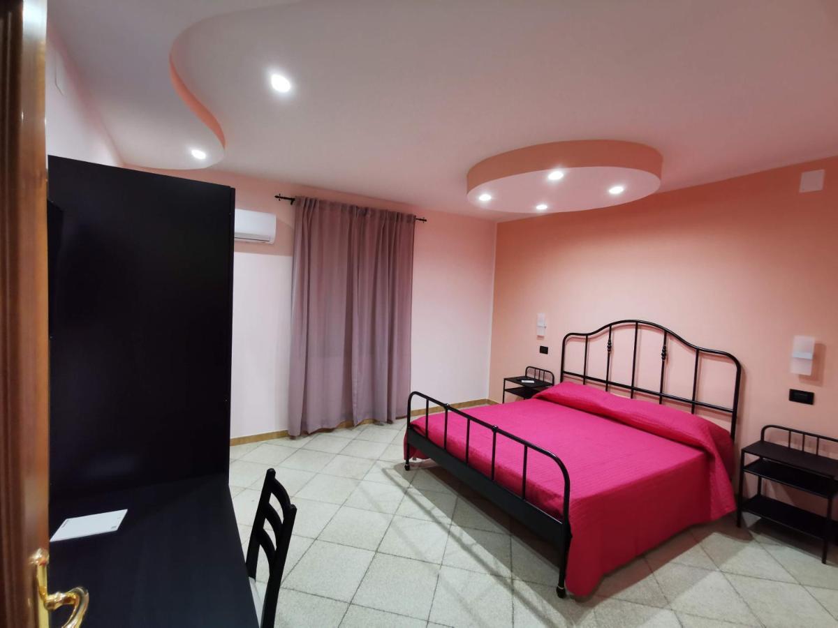 Bed And Breakfast Picentia 19 Pontecagnano Faiano Buitenkant foto